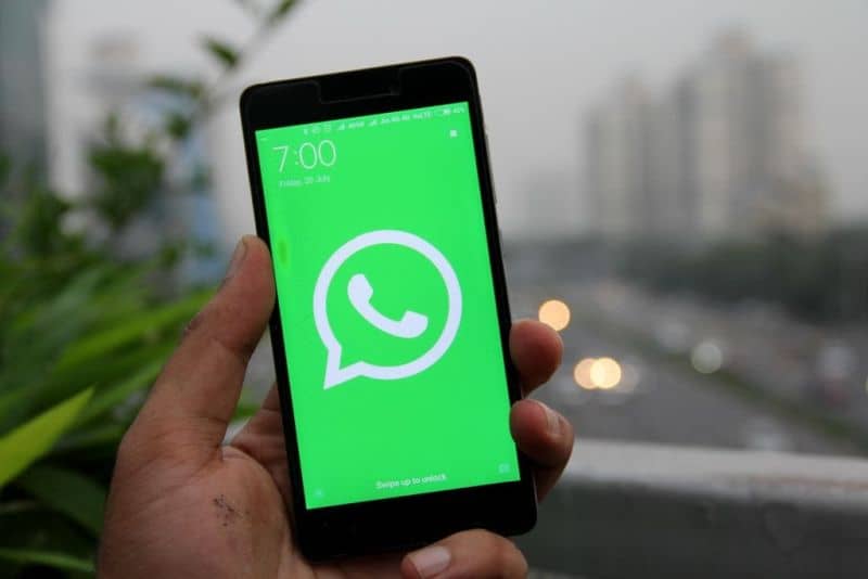 WhatsApp şekilli nick nasıl yapılır?