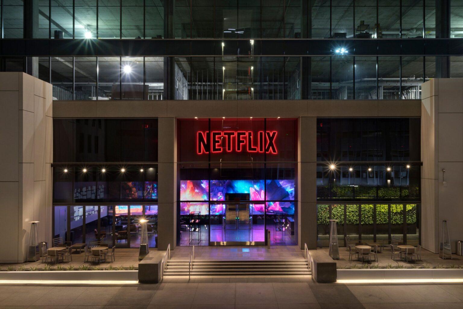 Netflix ofisi ve tabelası