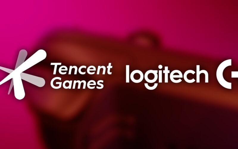 Arkasında bulanık bir el konsolu ile Tencent ve Logitech G logoları