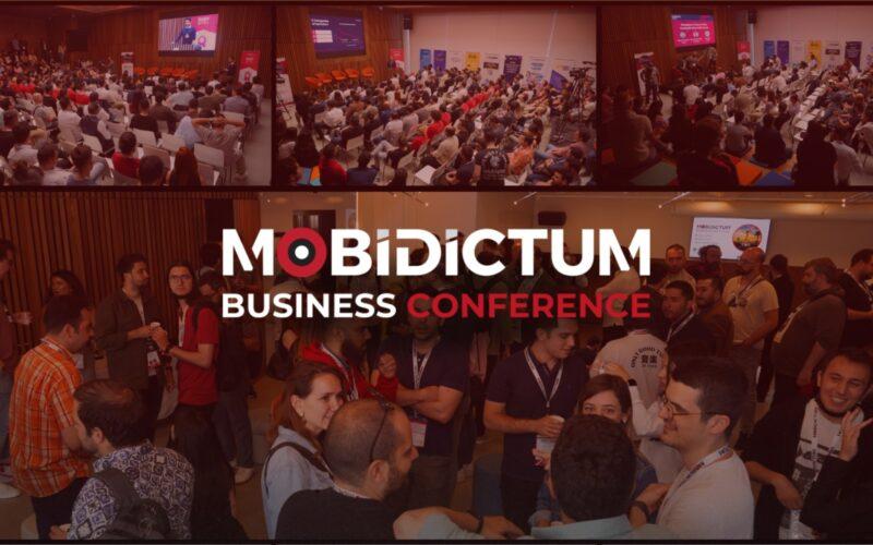 Etkinlik görselleri üzerinde Mobidictum Business Conference logosu