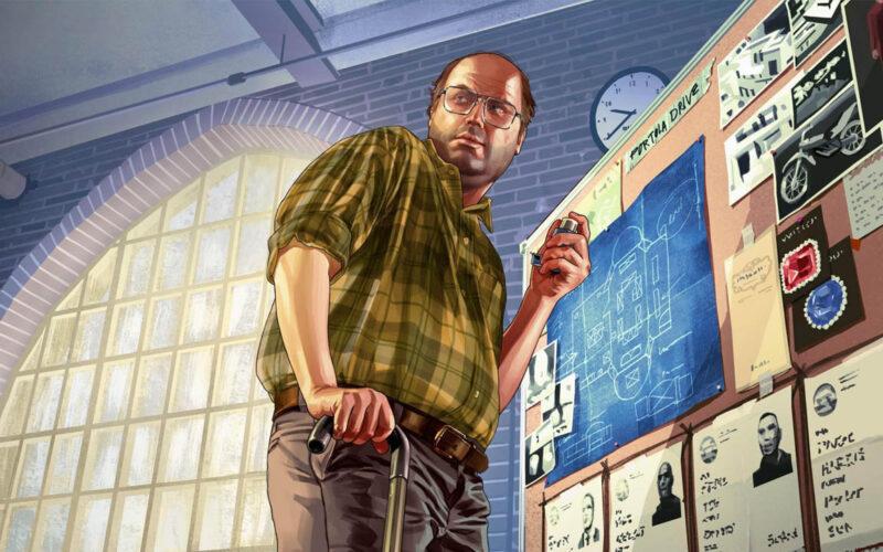 GTA V Lester in front of a planning board for a hesit