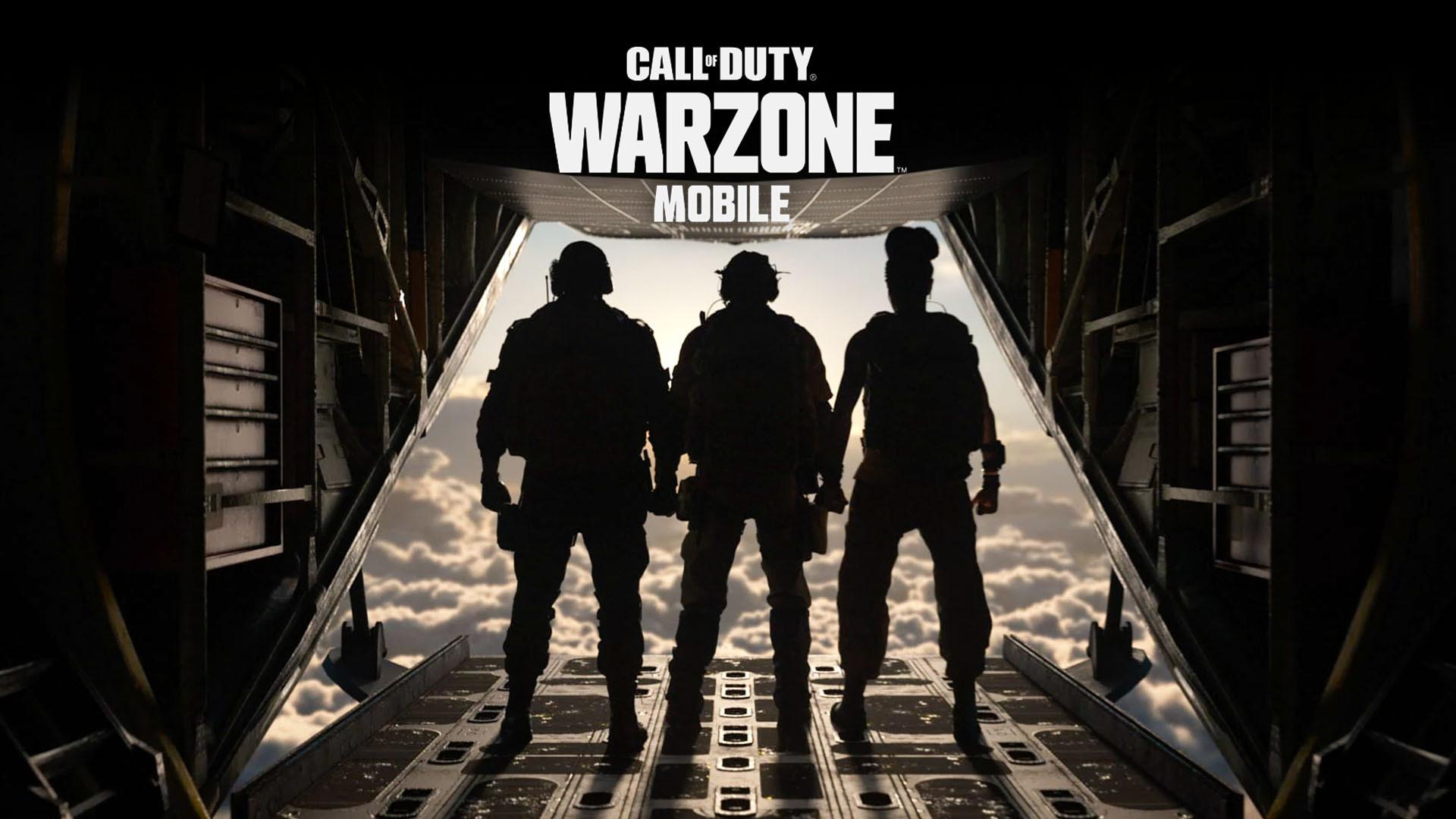 Uçaktan atlamak için rampaya yanaşan Call of Duty: Warzone operatörleri.