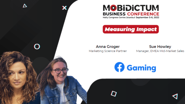 Facebook Gaming'den Anna Groger ve Sue Howley'nin vesikalık fotoğrafları