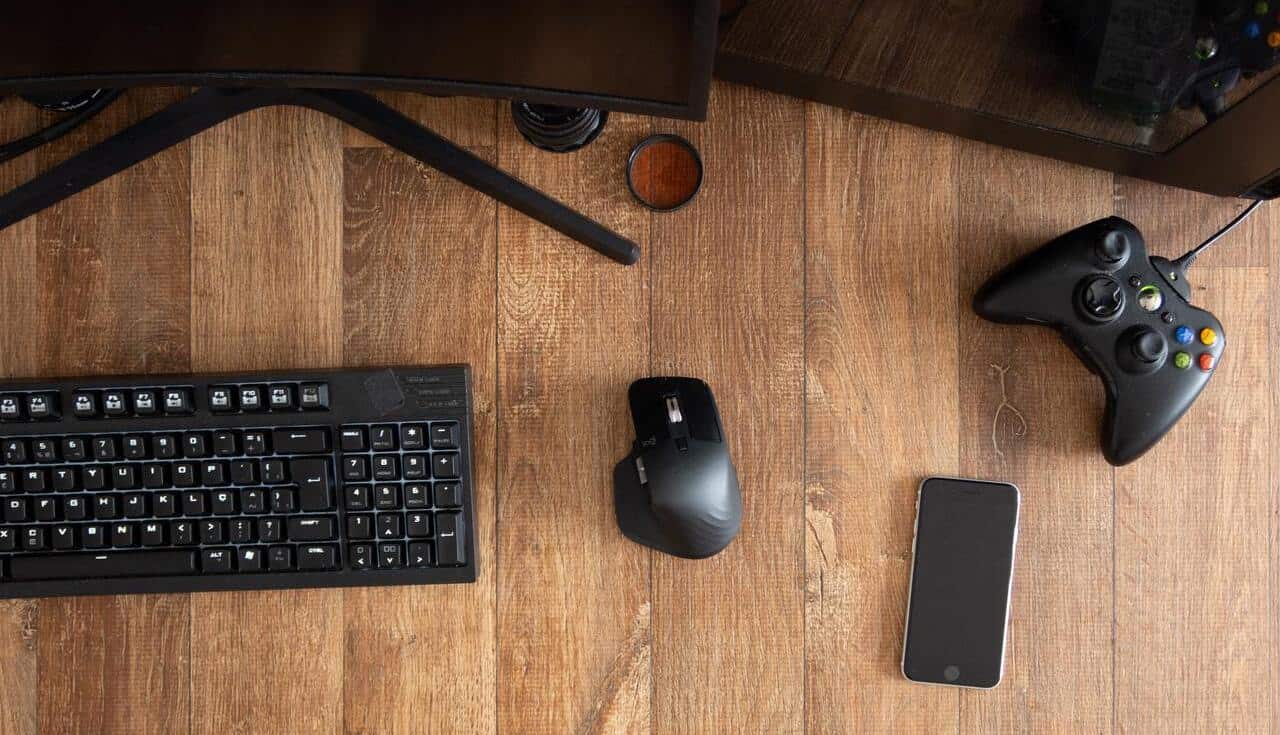 all types of gaming devices mobile pc console