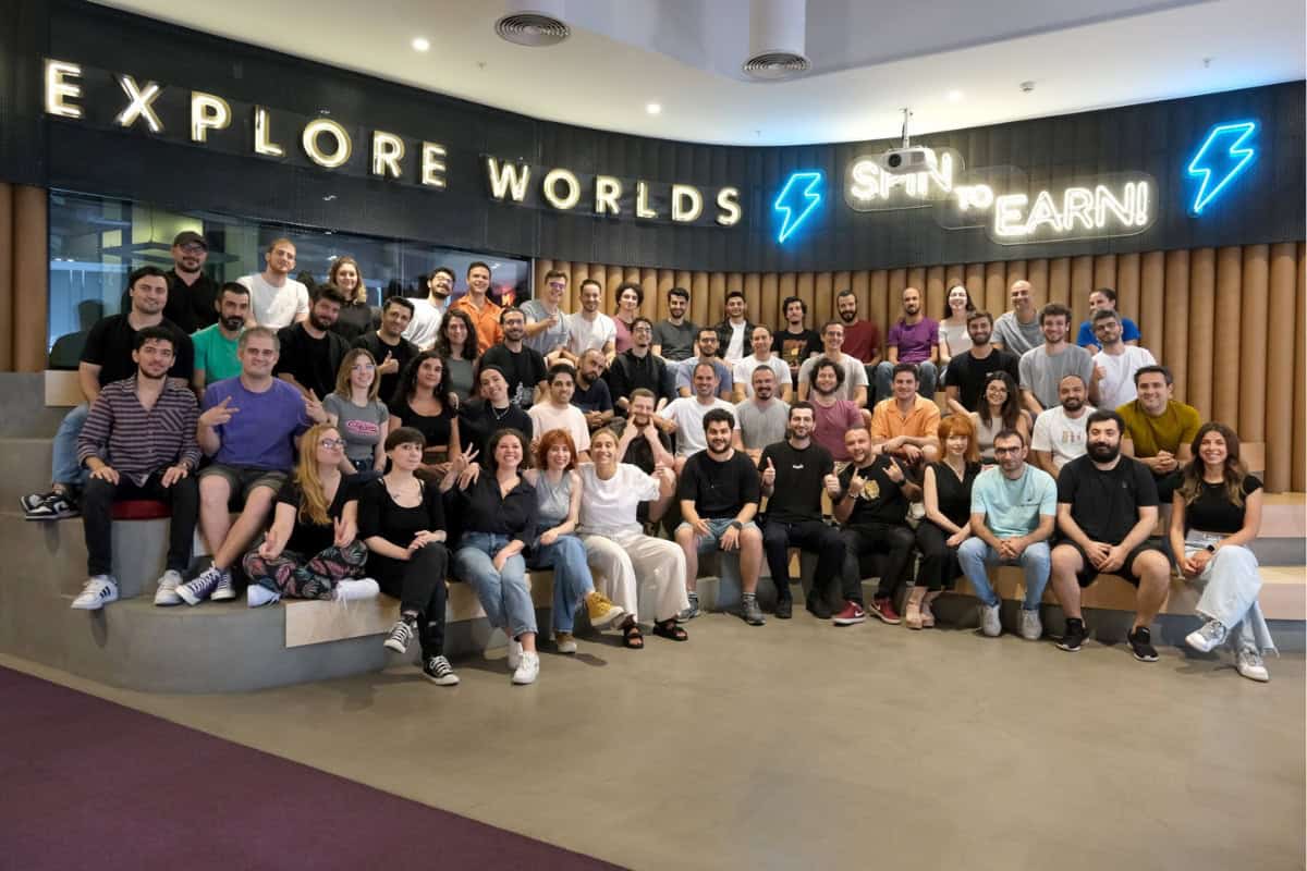 spyke games team photo