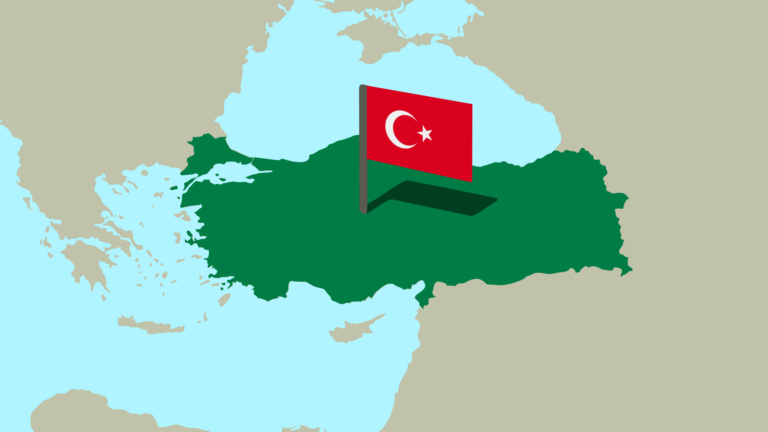 Illustration of Türkiye highlighted in green on a regional map with a Turkish flag